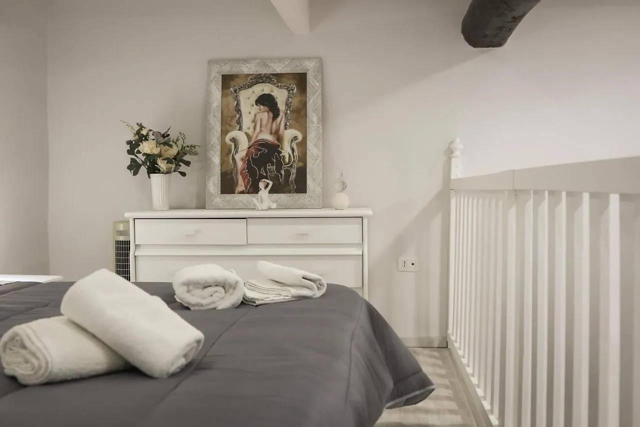 Apartment Modern By Sasy In The City Centre Naples