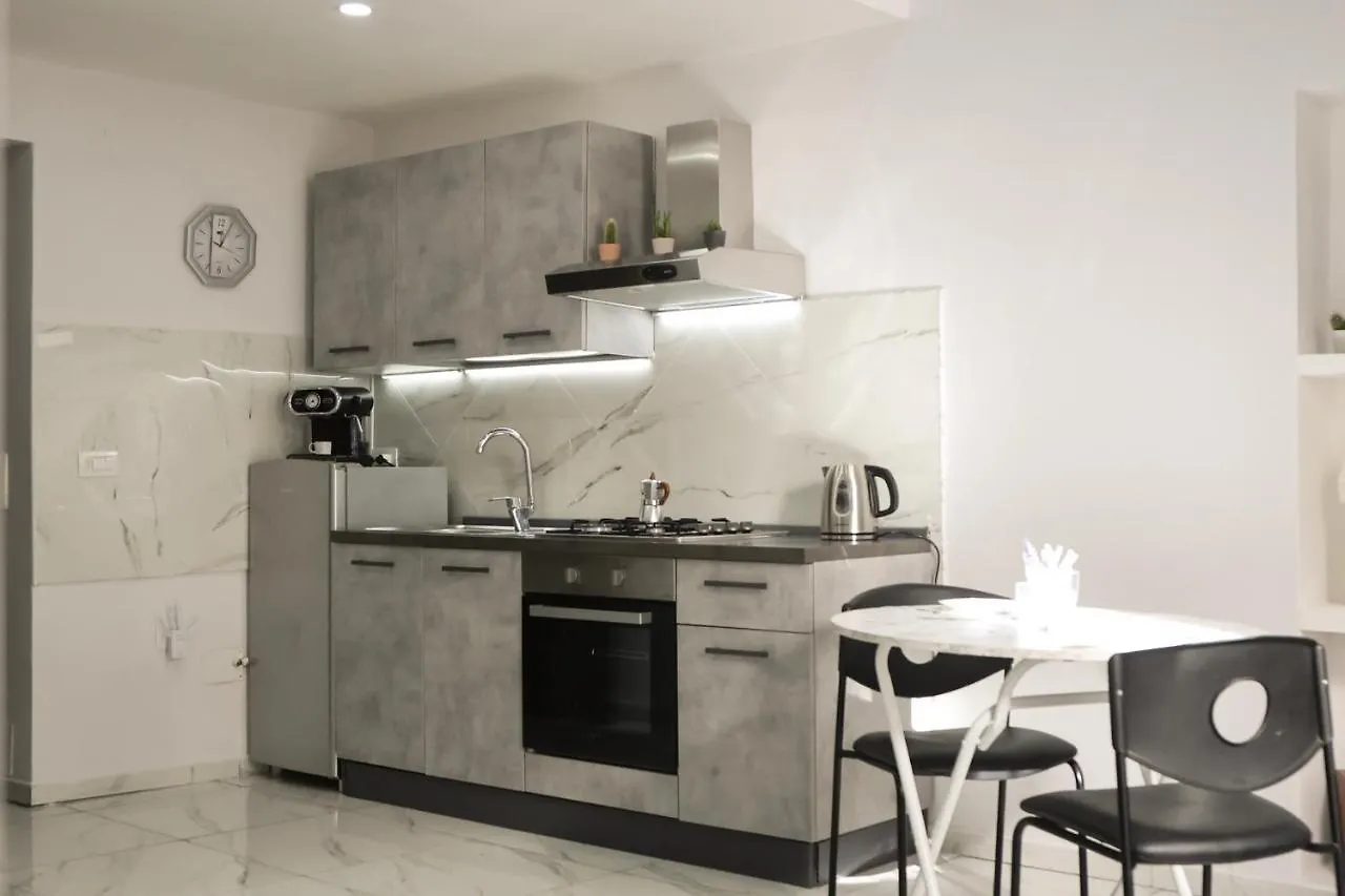 Modern By Sasy In The City Centre Naples
